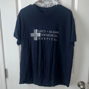 🚨GREY’S ANATOMY TEE!!!🚨